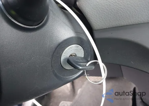 2015 Toyota Yaris L/Le/Se из США, поврежденный, VIN VNKKTUD38FA039506